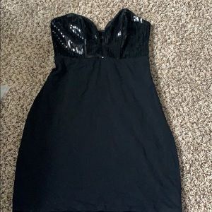 Black bodycon dress! With sequins!
